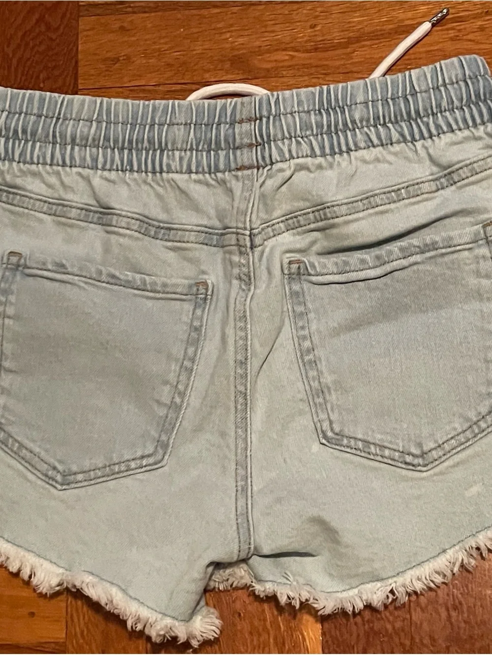 Celebrity Pink Light Blue Denim Drawstring Frayed-Hem Shorts Size Small